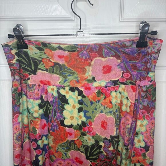 Natural Life Live-In-It Knit ButterSoft Floral Mini Skirt Pink Multicolor S NWT - Picture 8 of 12